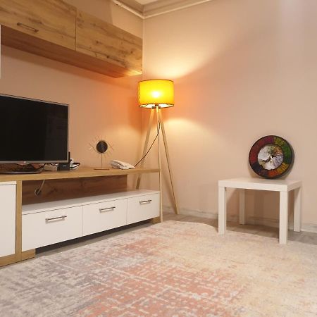 Olivia'S Studio - Apartment Yaş Dış mekan fotoğraf